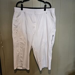 Avenue White Capri Cargo Pants, Women’s, Size 18, White, Stretch, Zipper Pocket